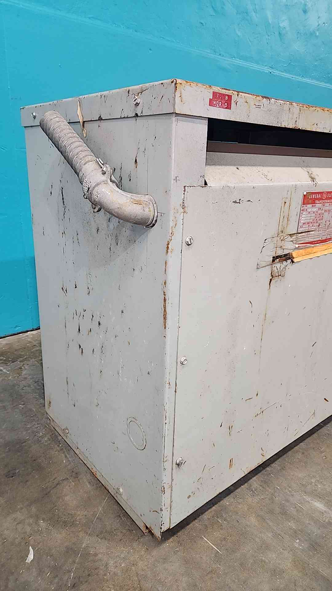 GE 75 kVA 3-Phase Dry Type Transformer 480V to 208Y/120V 9T23Y3874 Step Down