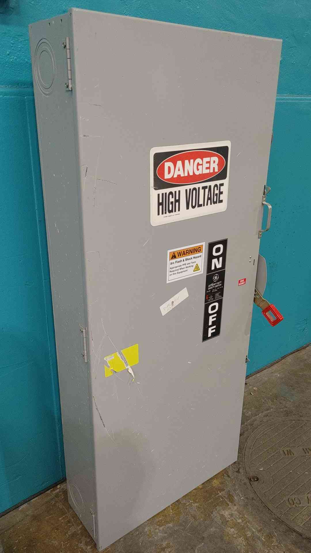 GE TH3366 600A 600V 3-Phase Fusible Heavy Duty Safety Switch Disconnect NEMA 1