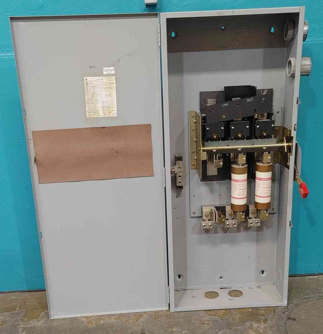 GE TH3366 600A 600V 3-Phase Fusible Heavy Duty Safety Switch Disconnect NEMA 1
