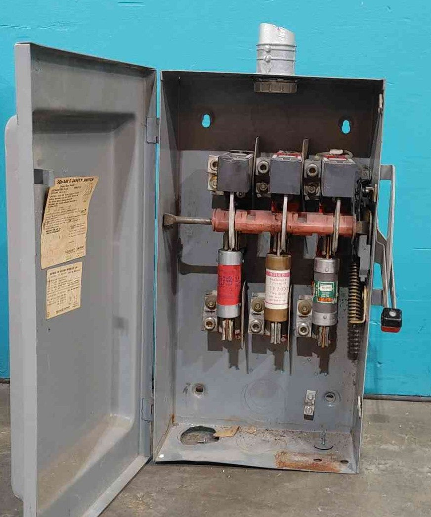 Square D H-324 Series C1 200A 240V 3-Pole Fusible Safety Switch Disconnect