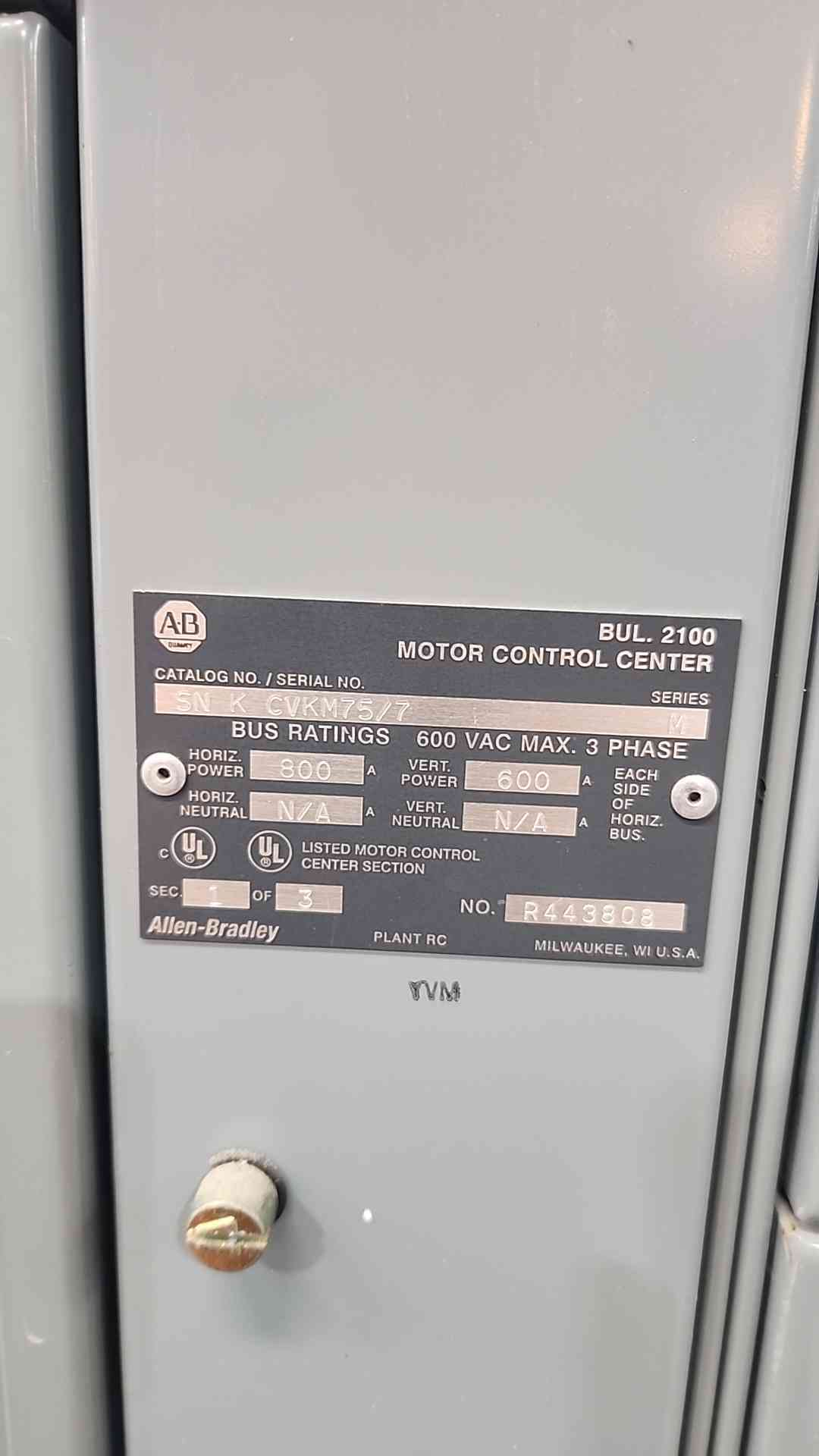 Allen-Bradley Centerline 2100 MCC 3 Section Motor Control Center 800A 600V 3PH