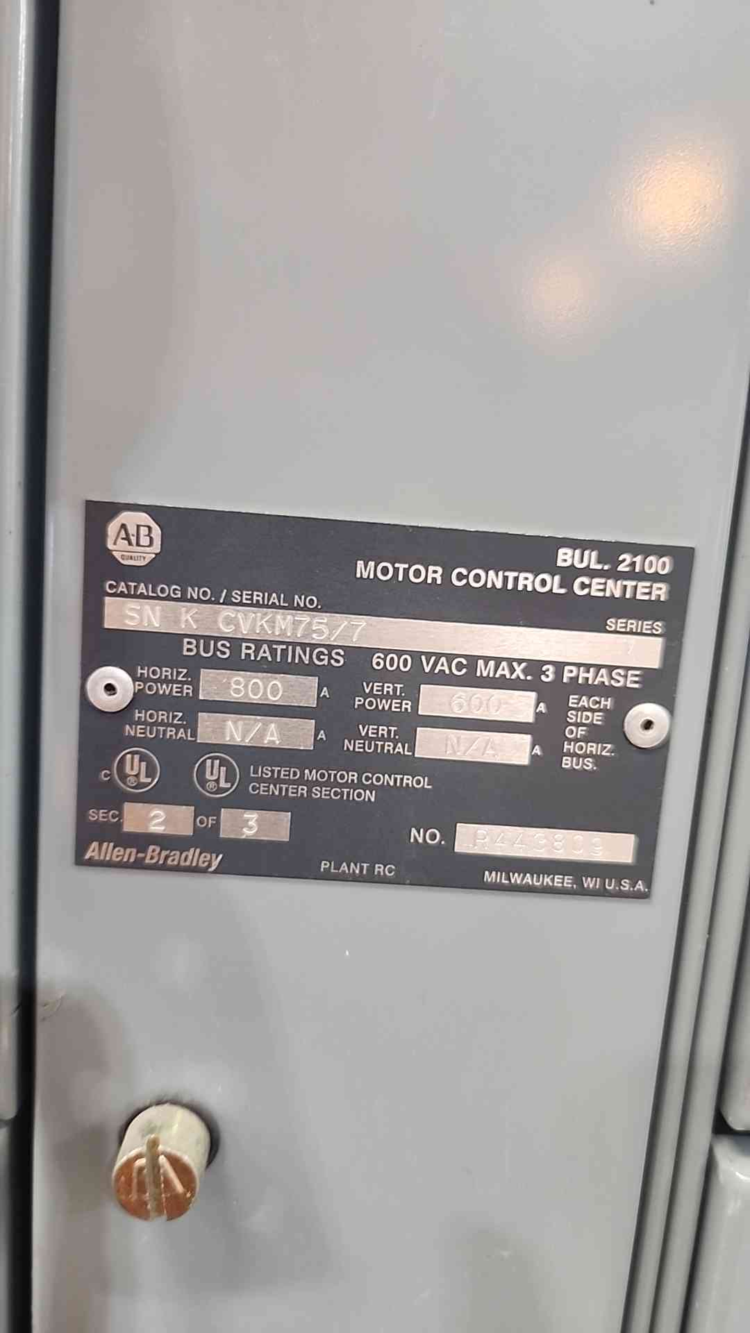 Allen-Bradley Centerline 2100 MCC 3 Section Motor Control Center 800A 600V 3PH