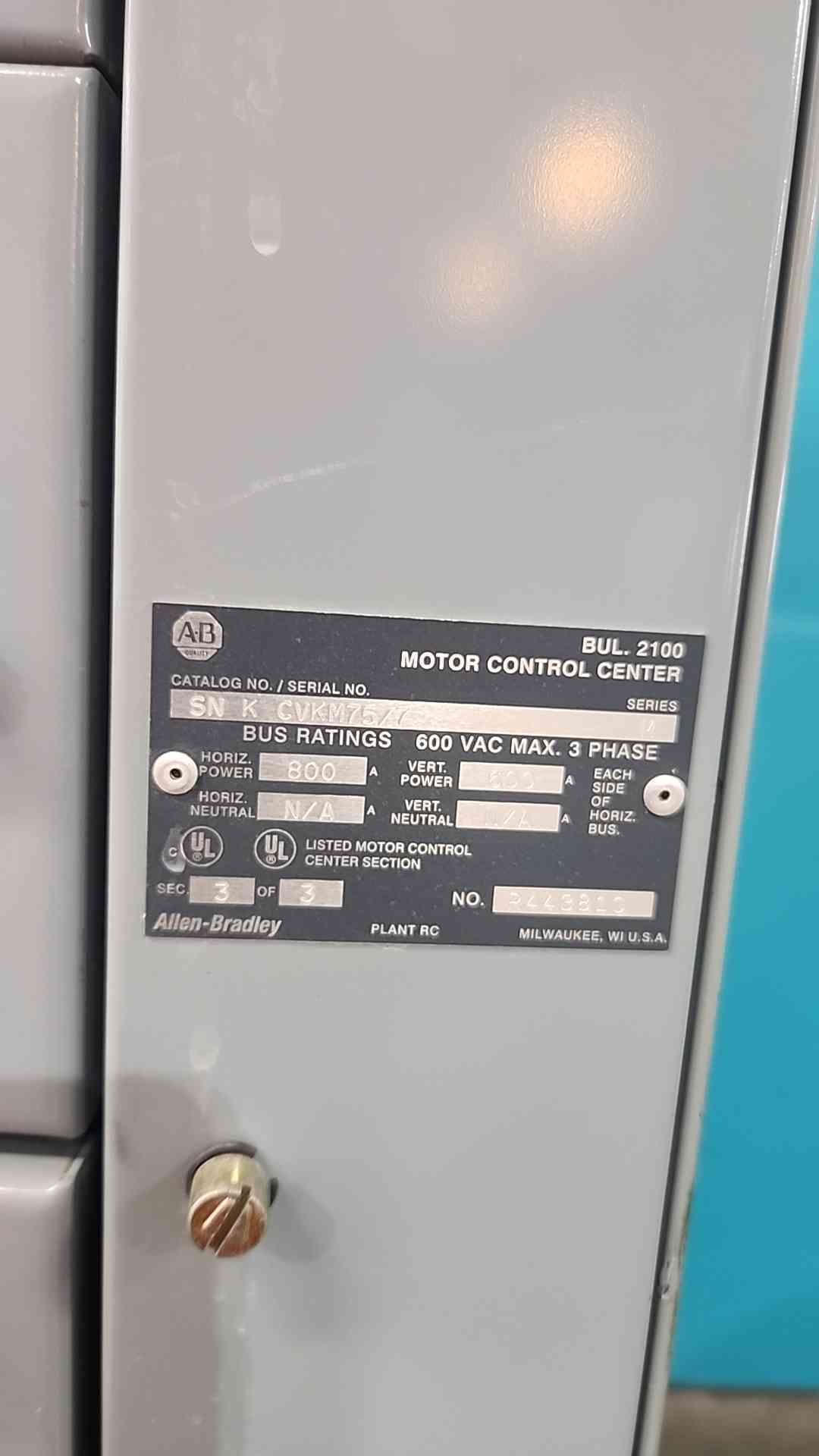 Allen-Bradley Centerline 2100 MCC 3 Section Motor Control Center 800A 600V 3PH