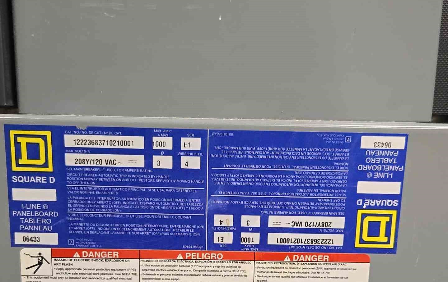 1000A I-Line Square D Distribution Panelboard 1x RG1000 & 4x PG400 Breakers (107639)
