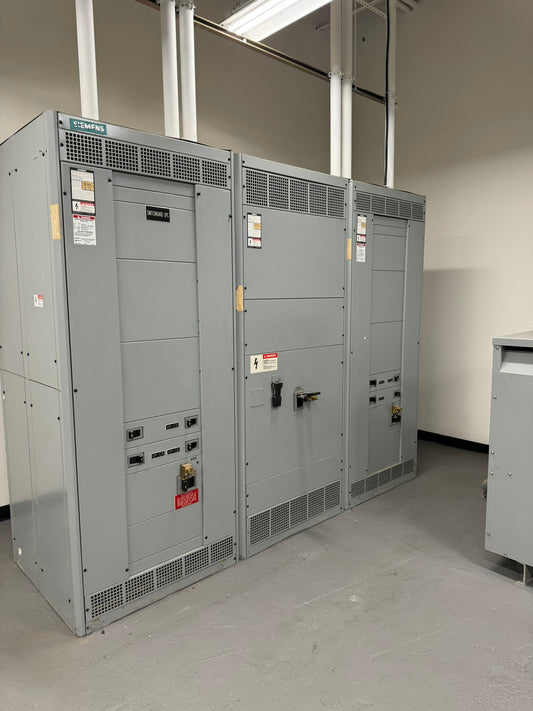 Siemens 1200A 3 Section Switchboard 208Y/120V 3PH 4W SB-3 Main & 10 Breaker