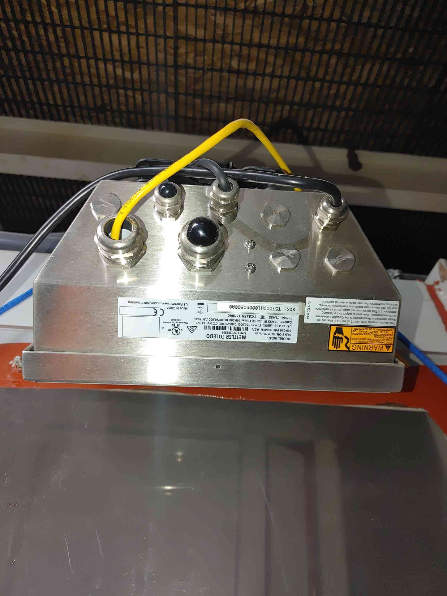 High-Containment Industrial Glovebox 8 Port & Controls