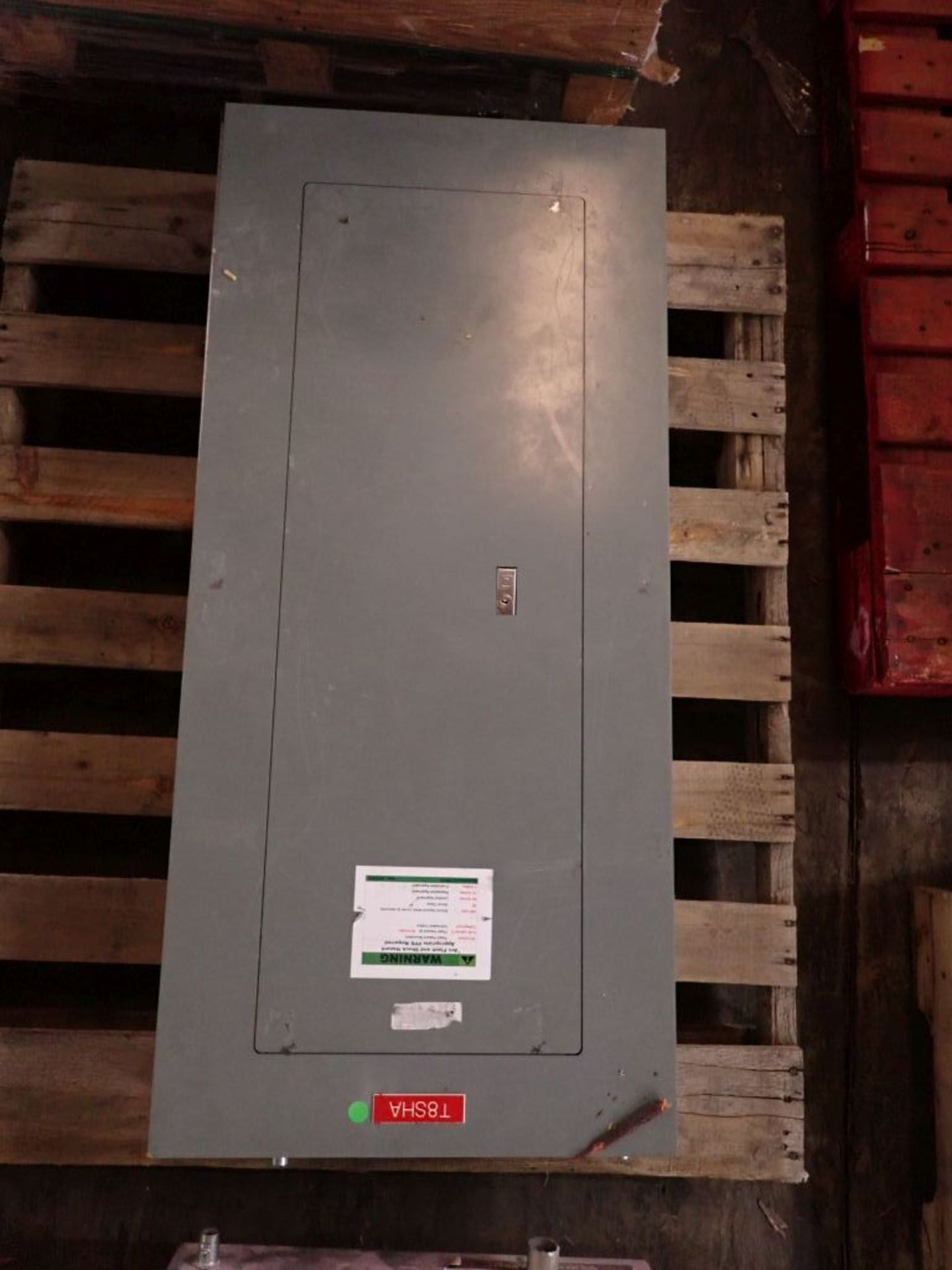 100A Square D NEHB 480Y/277V, 3PH, 4W Panelboard w/ Circuit Breakers & Main Breaker
