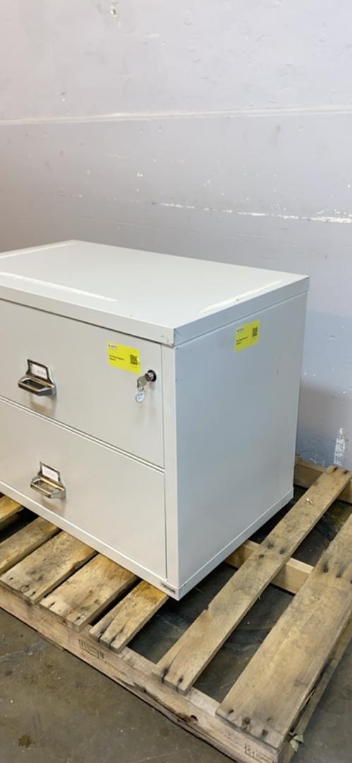 2 Door Fire King Fireproof Cabinet w/ Key(S6LLST6587)