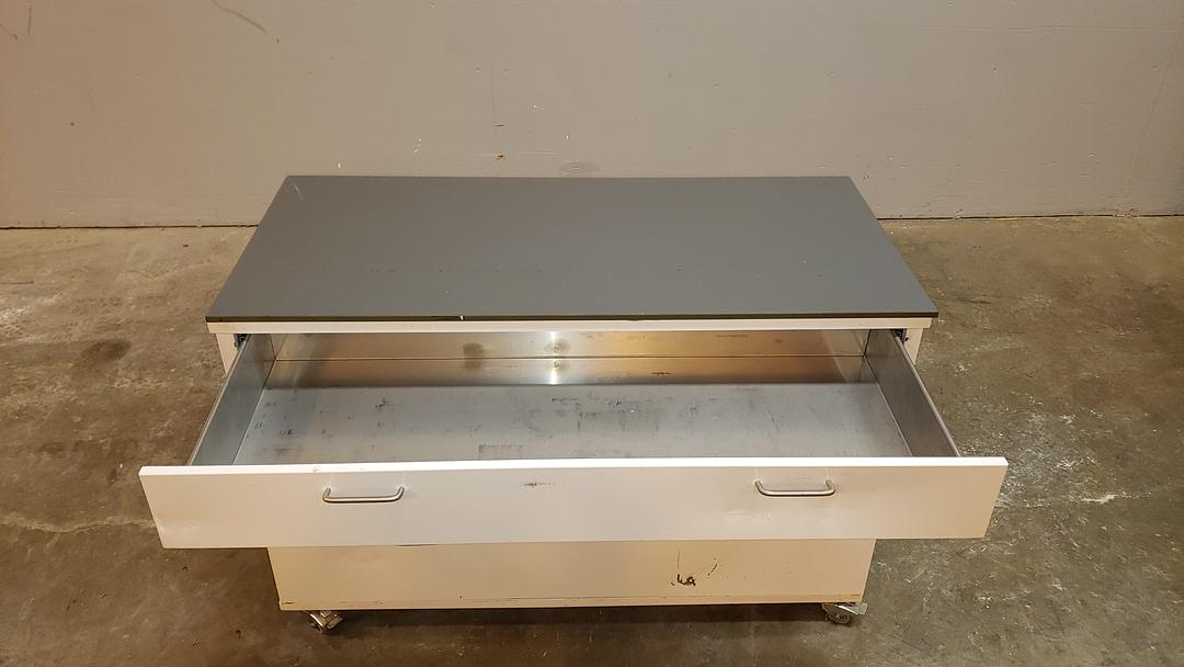 Rolling Lab Casework W/ Grey Countertop 4' Stainless Inside(S6LLST10378)