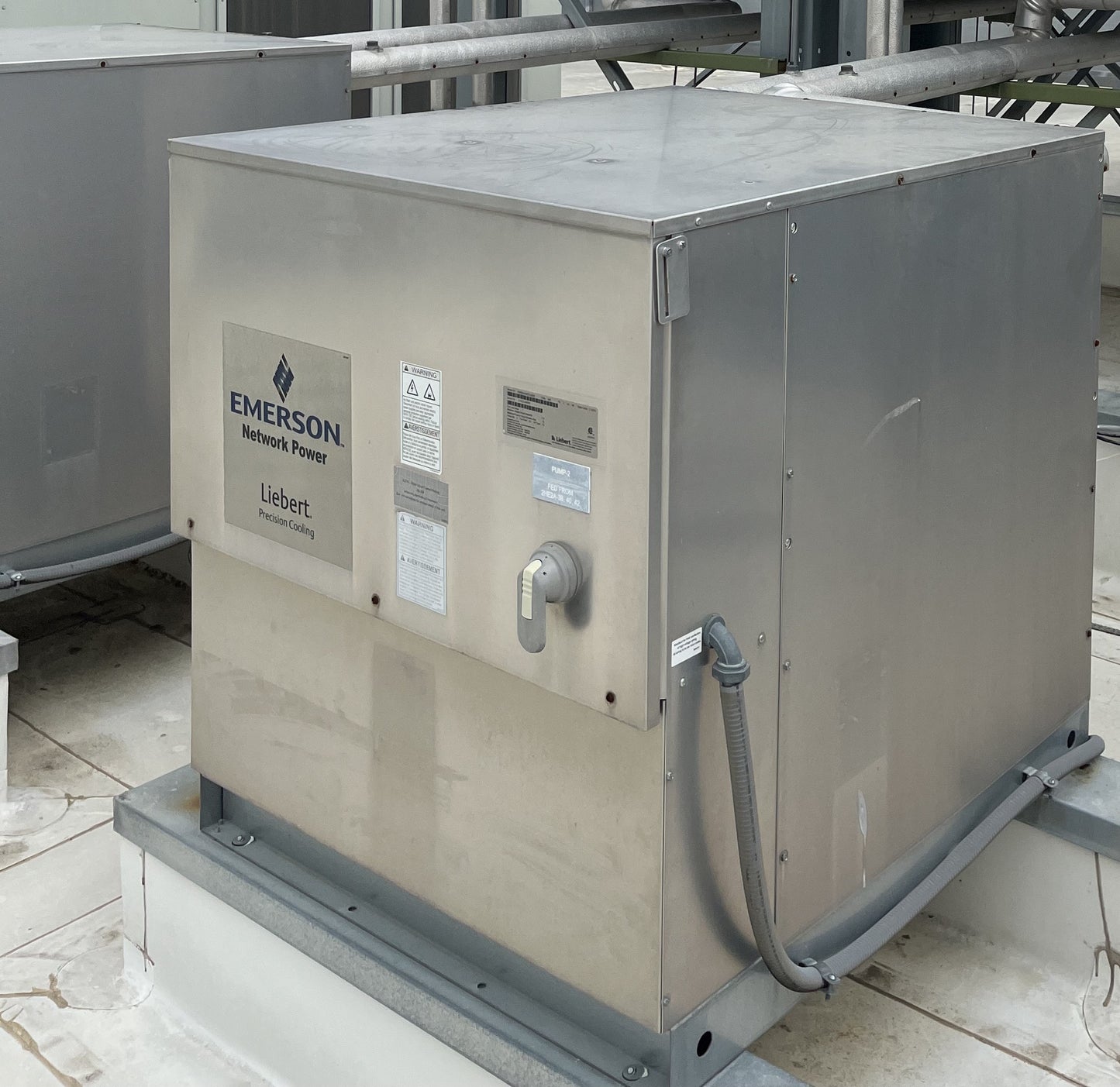 Liebert DSE DA085 85kW Precision CRAC Pump Economized & Condenser MCL220 Bundle '15 (SKU: 112970)