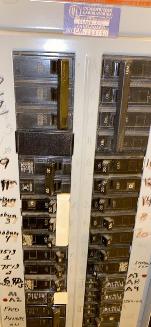100A GE THQL Panelboard 120/208v Loaded(S6LLST3963)
