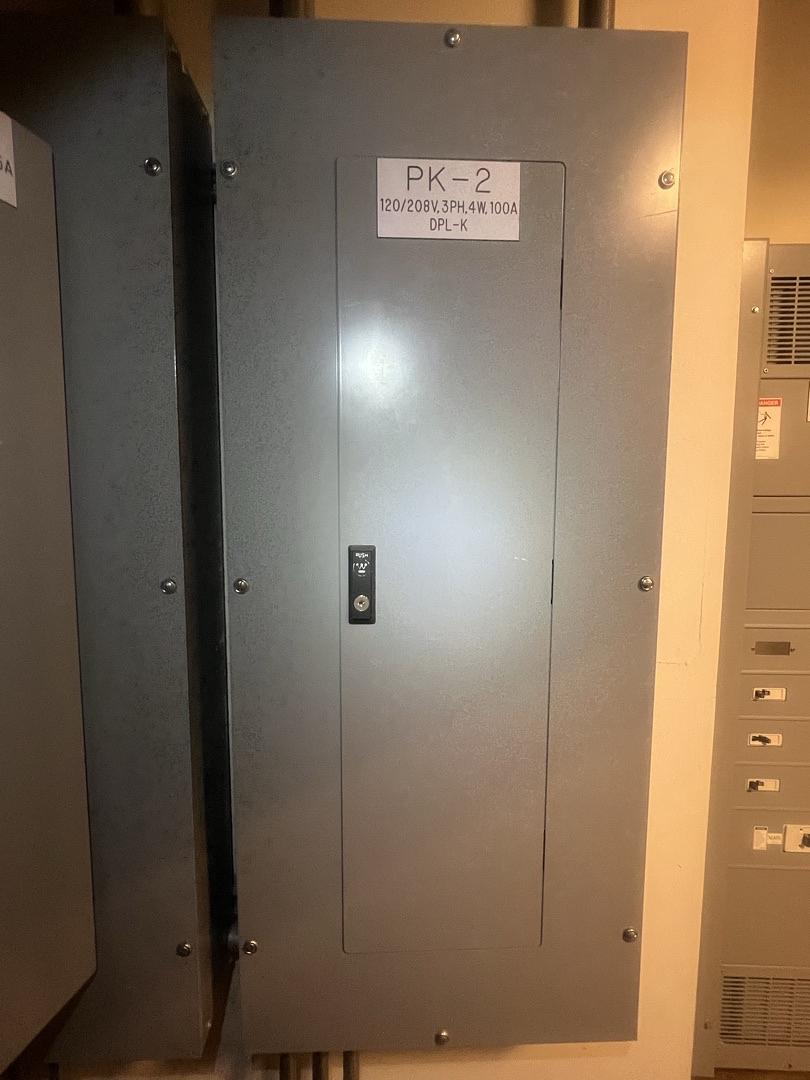 100A 120/208V 3PH PRL1 Panelboard 42 Circuit Neut. 100A W/ Main(S6LLST13266)