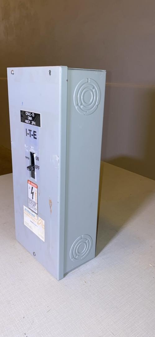30A Siemens Enclosed Circuit Breaker Disconnect ED43B030(S6LLST4125)