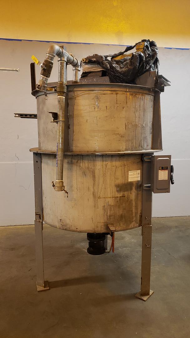 Slurry Tank 1000 Gal w/ Agitator & Shut Off(S6LLST8885)