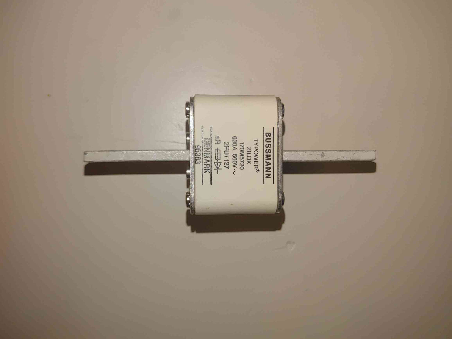 Lot of 2 Bussman Typower 170m5720 630A(S6LLST6732)