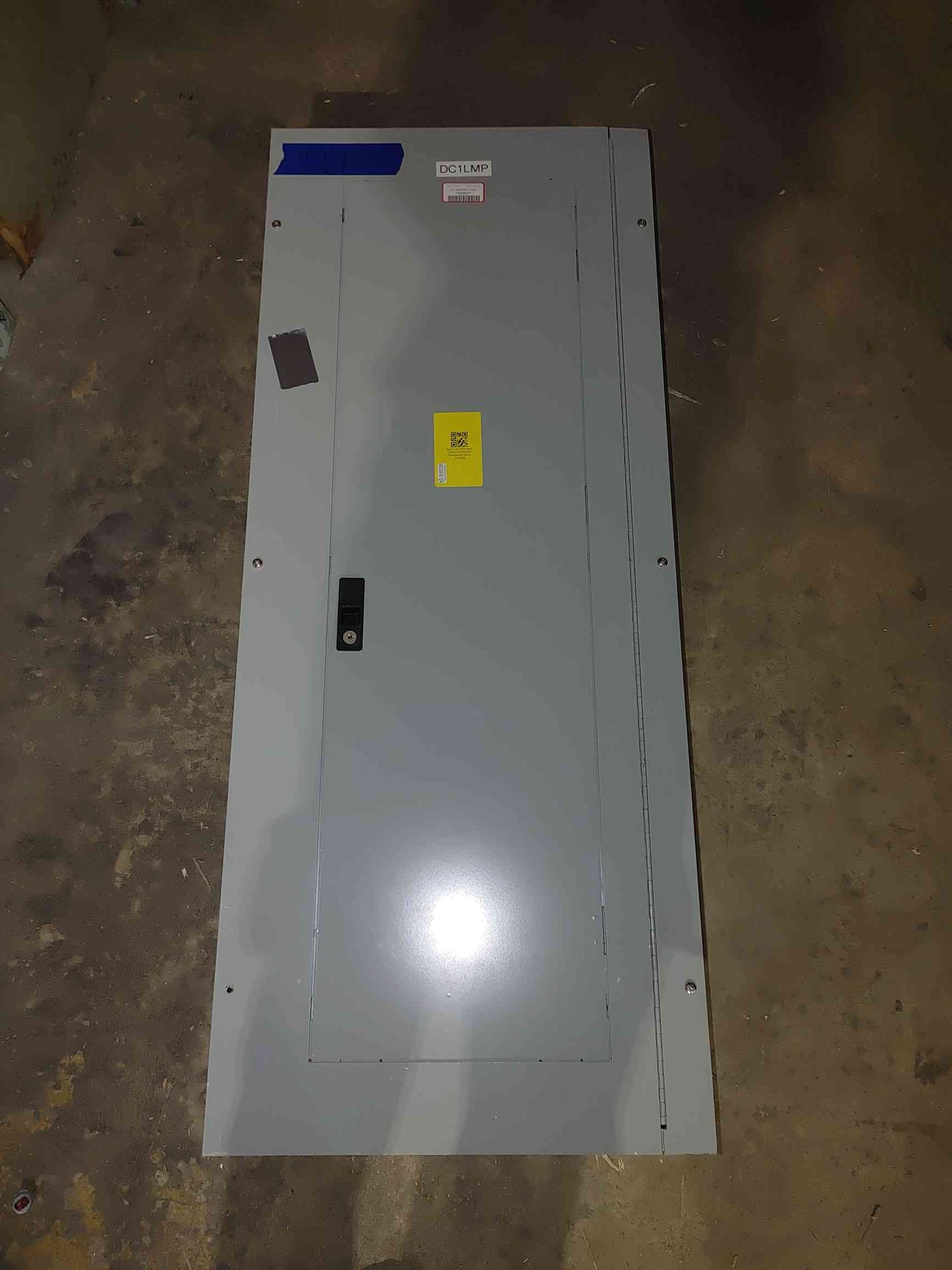 GE 225A Max 208Y/120 3PH 4W Panelboard with Main (SKU: 112492)