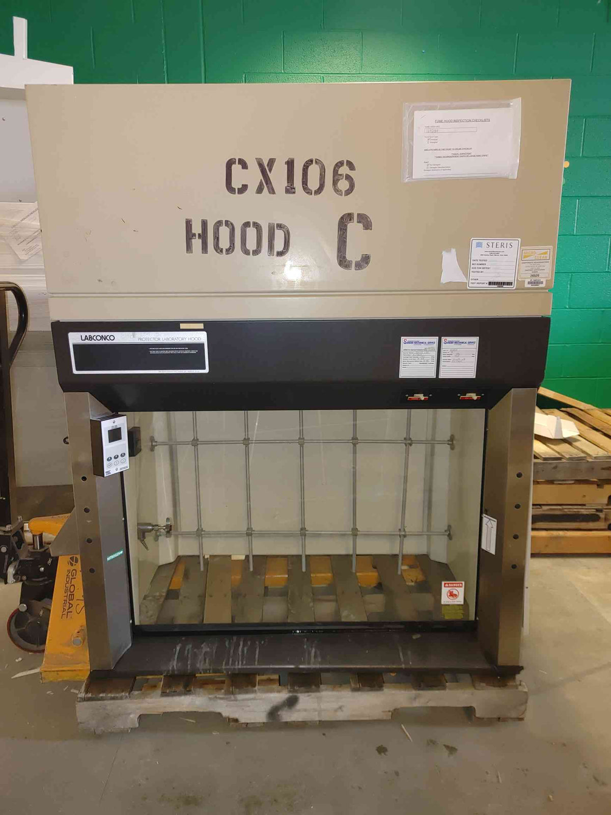 4' Labconco Protector Ducted Chemical Fume Hood Mounting Bars & Flow Meter (109284)