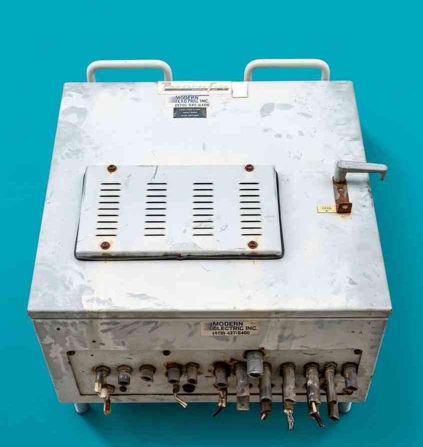 SEL-351 Dual Schweitzer Protection Relay Substation Panel Powercon Box SEL 351