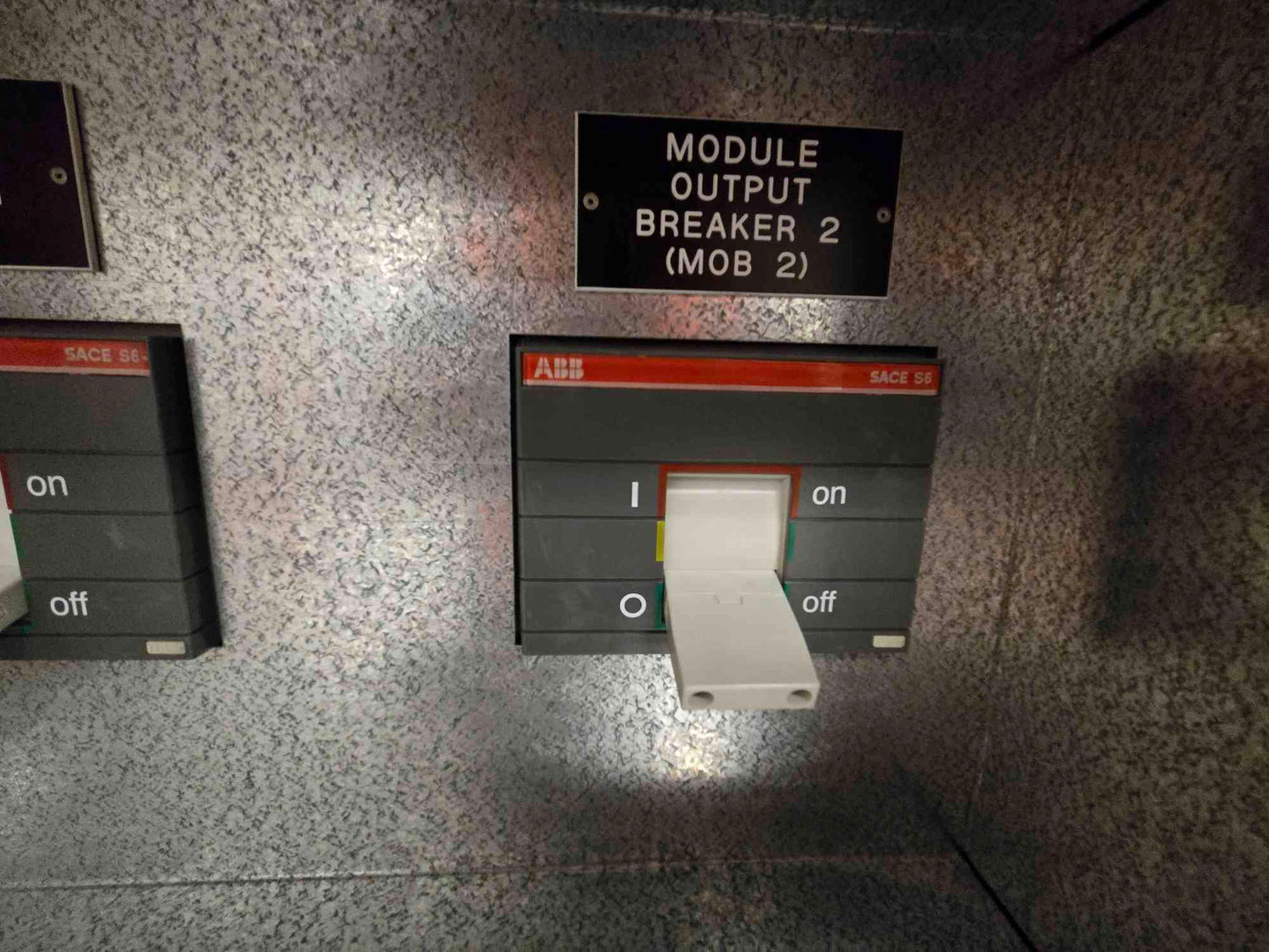 Powerware Plus 500 Parallel Cabinet 500KVA 480V (SKU: 110197)