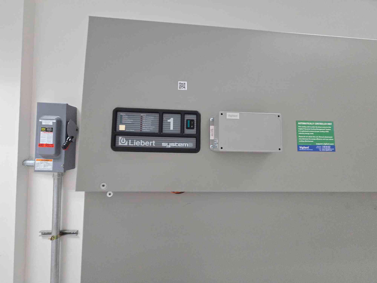 Liebert FH600C-ASET 30 Ton Downflow Chilled Water CRAC Unit 460V 3PH Reheat CRAH