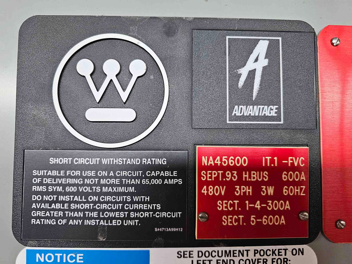 Westinghouse Advantage Motor Control Center 600A 480V 3 Phase 5 Section MCC Bus