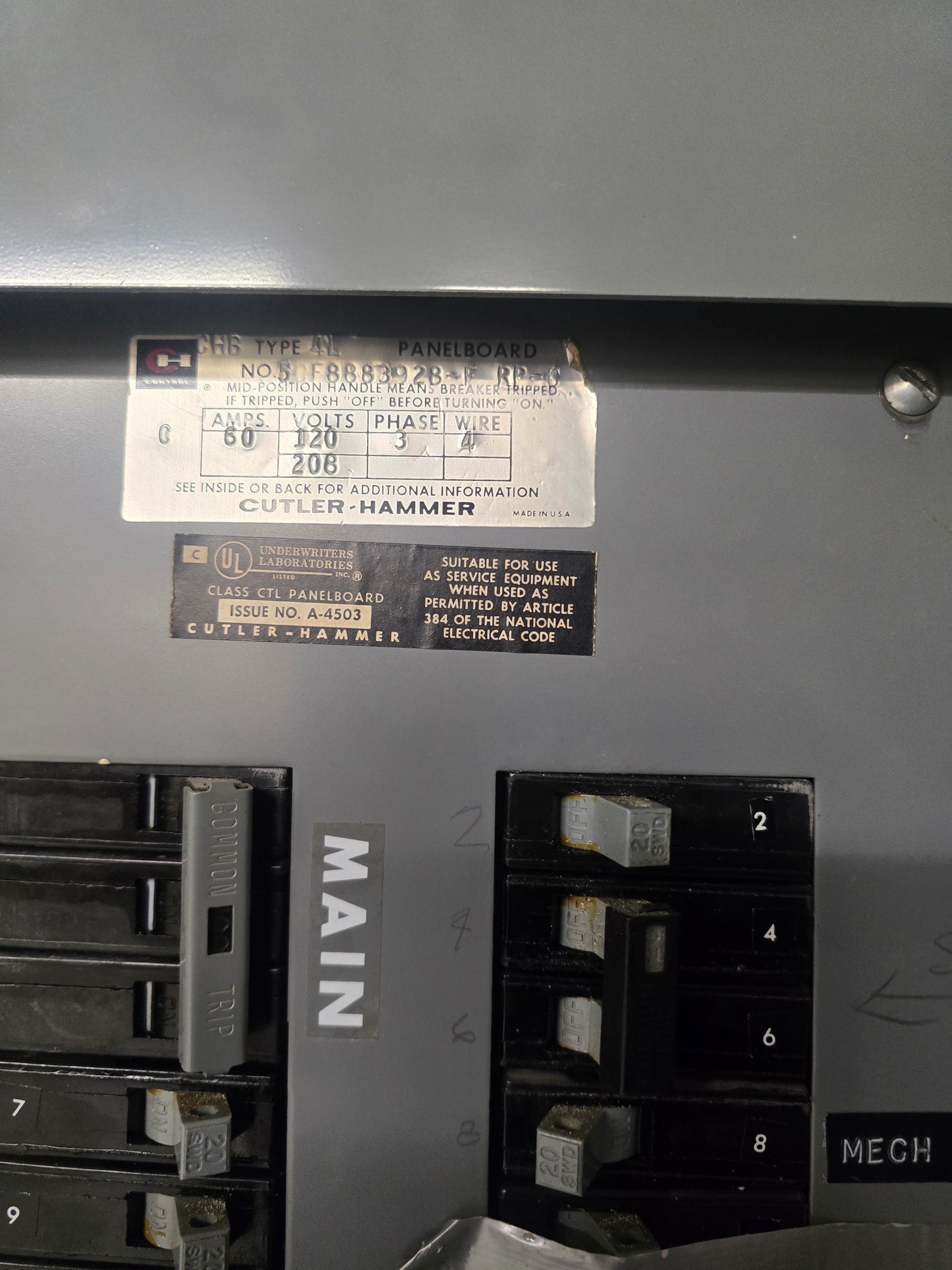 Cutler-Hammer CH6 60A 120/208V 3-Phase Panelboard Interior & Enclosure CH Breakers