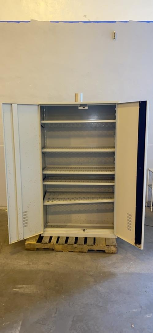 Tiffin Metal Lab Storage Cabinet 42x18x77(S6LLST4297)