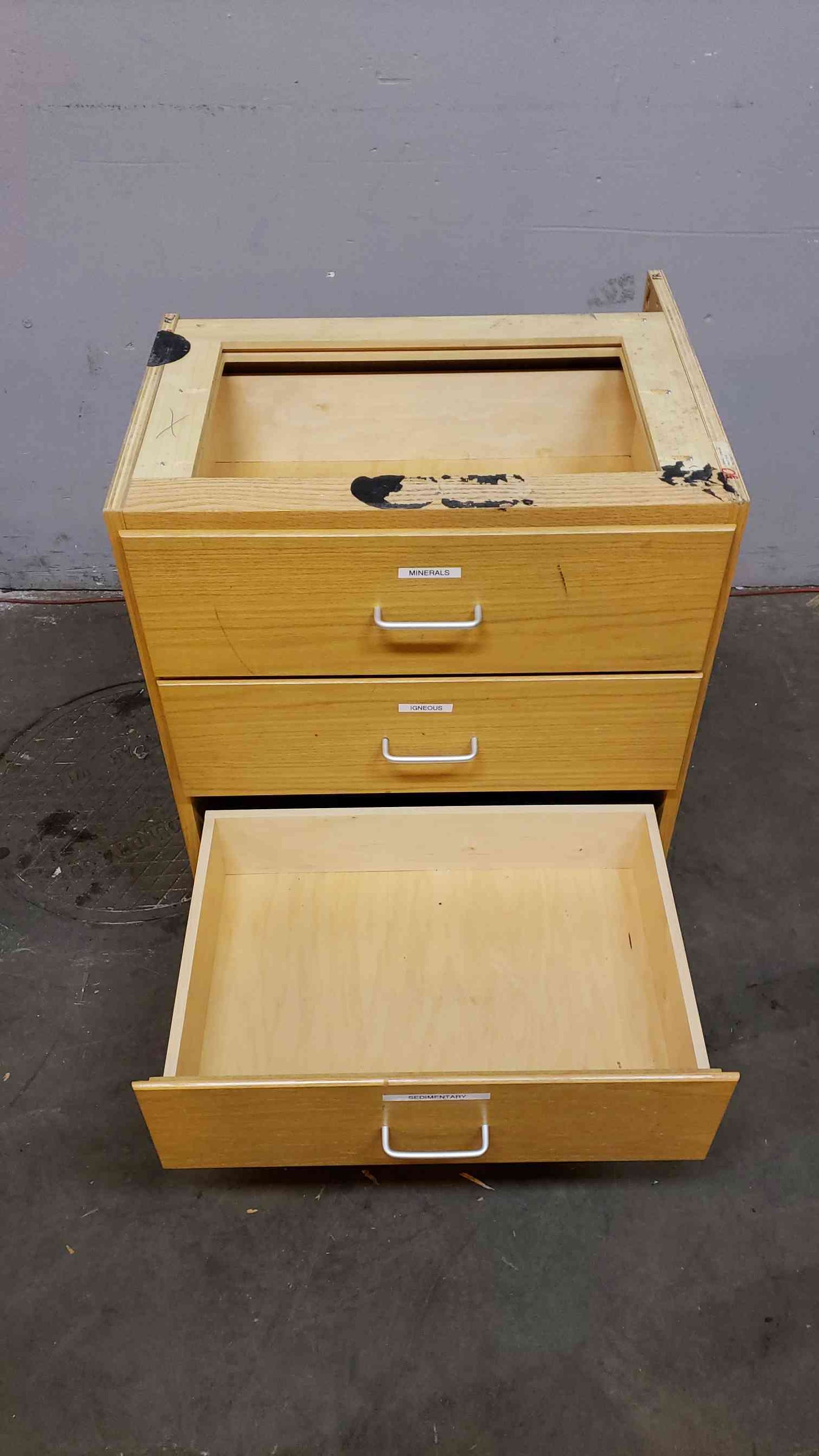 Kewaunee 2' Wood Lab Casework 4-Drawer Stack Standing Height