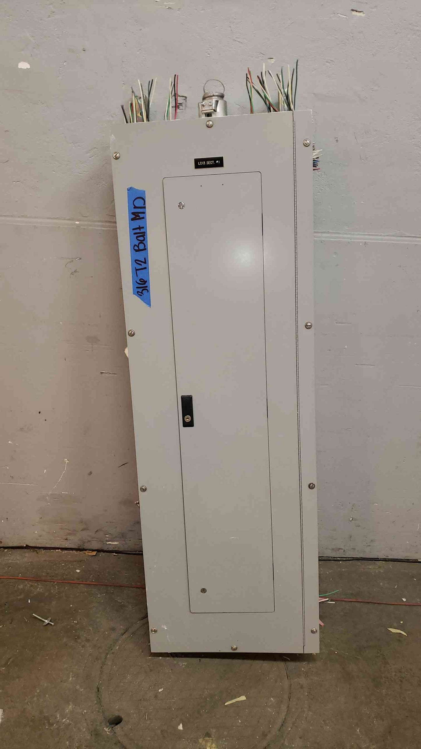 Cutler-Hammer PRL-1a 225A 120/208V 3PH Panelboard LOADED 42-Circuit