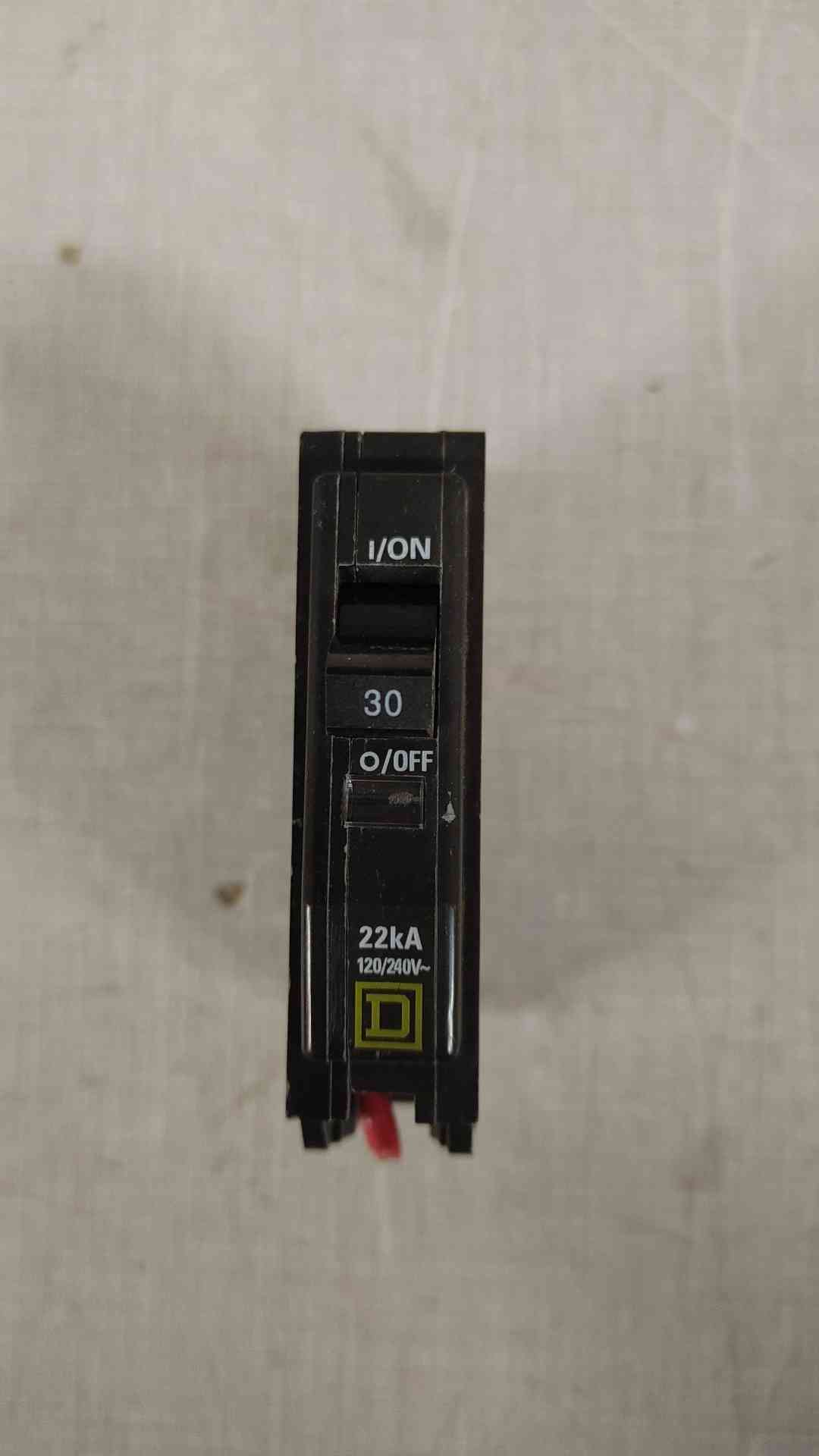 Square D 20A 1 Pole Circuit Breaker 22KA 22 000A 120/240V(104657)