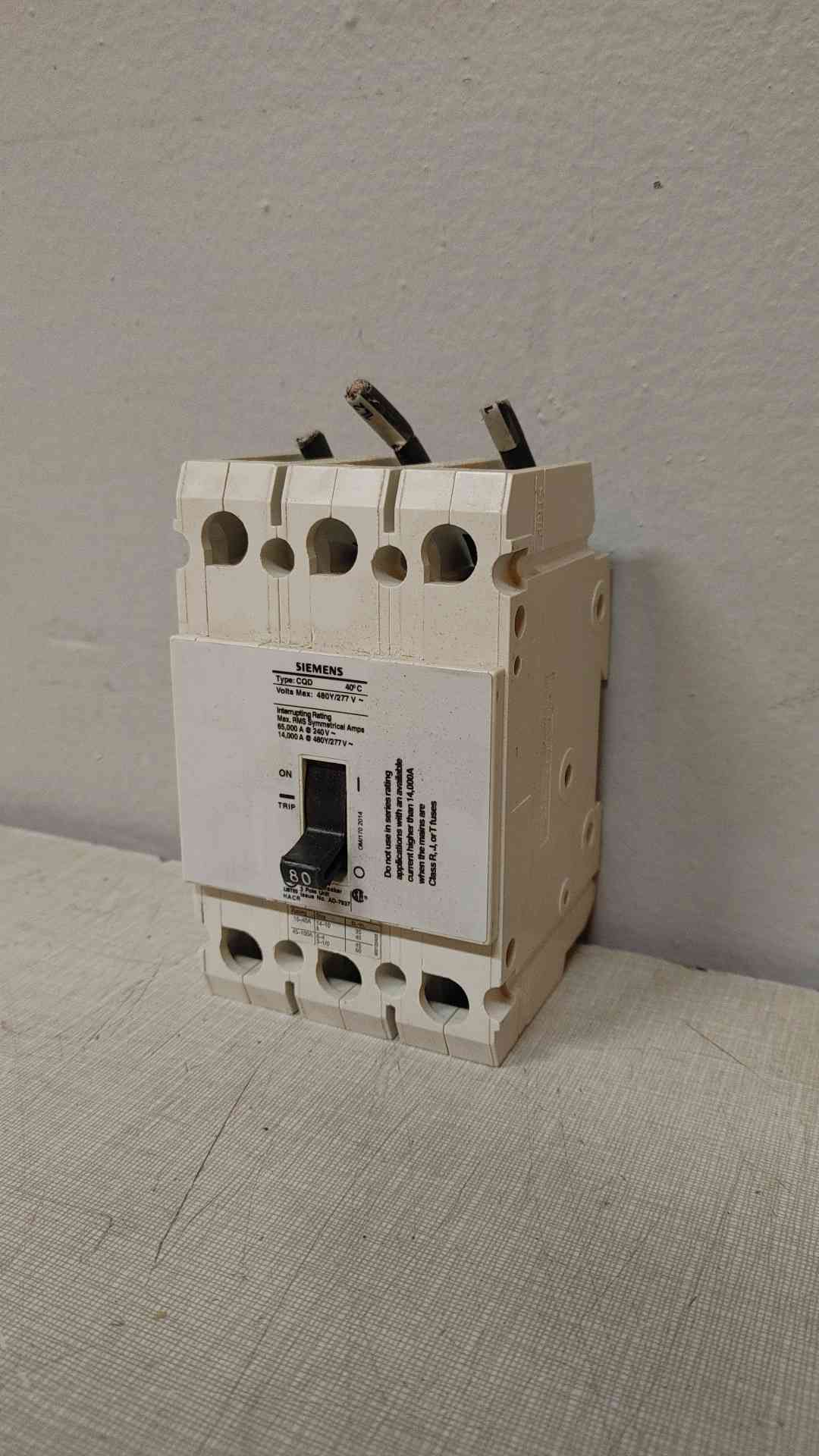 *Pickup Only* Siemens 80A 3 Pole Circuit Breaker 480Y/277V AD-7937