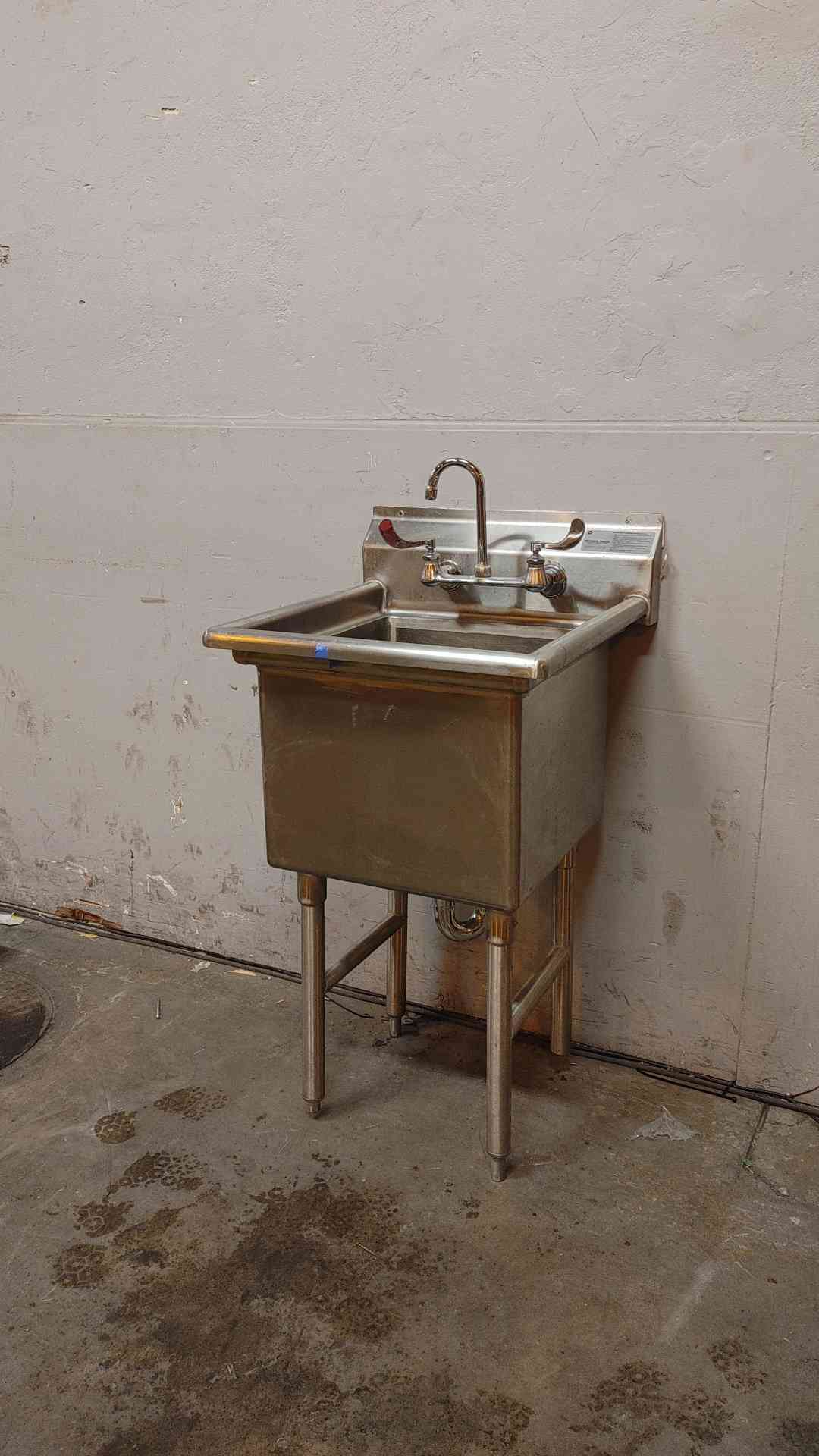2' Advance Tabco Stainless Steel Sink