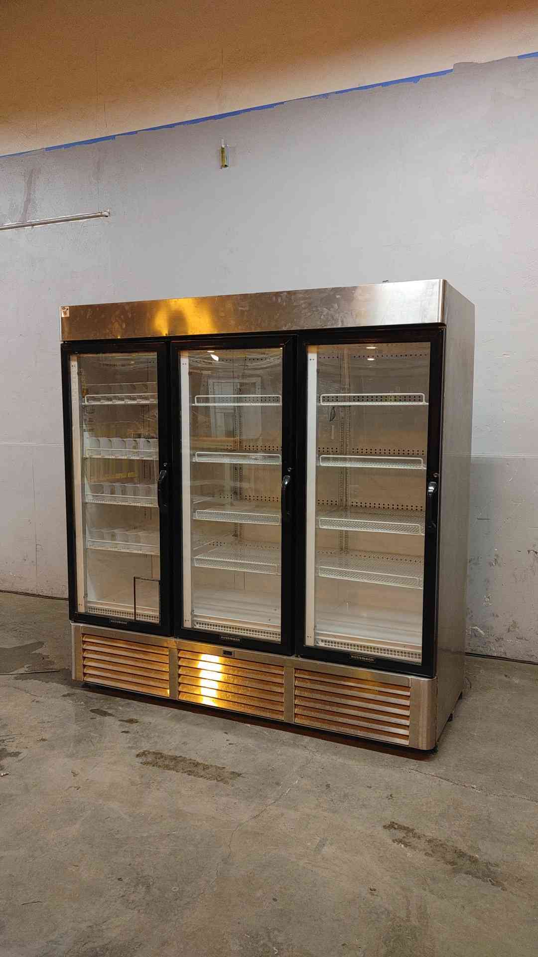 AS-IS '*Pickup ONLY* Hussman Upright Cooler Refrigerator 3 Glass Doors 115V 1PH BCH-68 AS-IS Trips Breaker