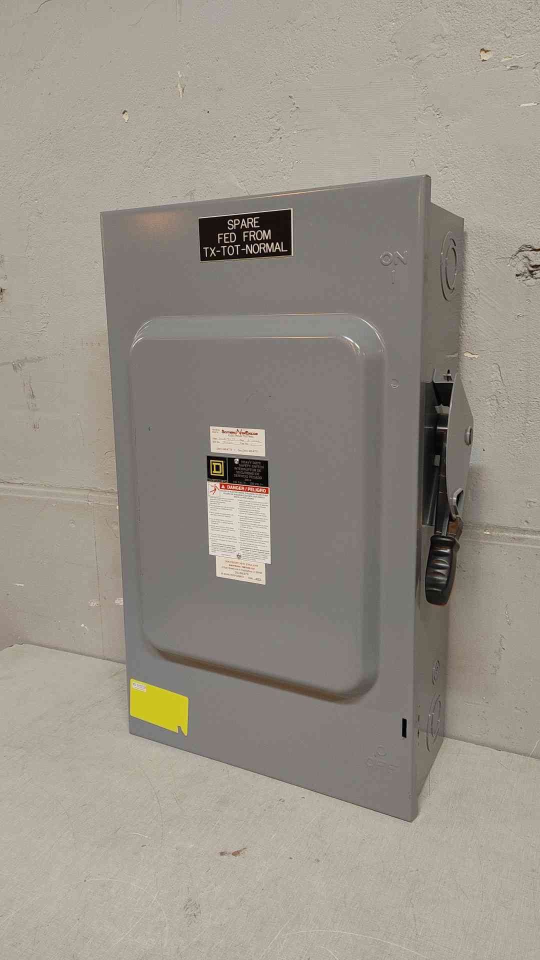 Square D Heavy Duty Safety Switch 200A 240VAC 250VDC H324N
