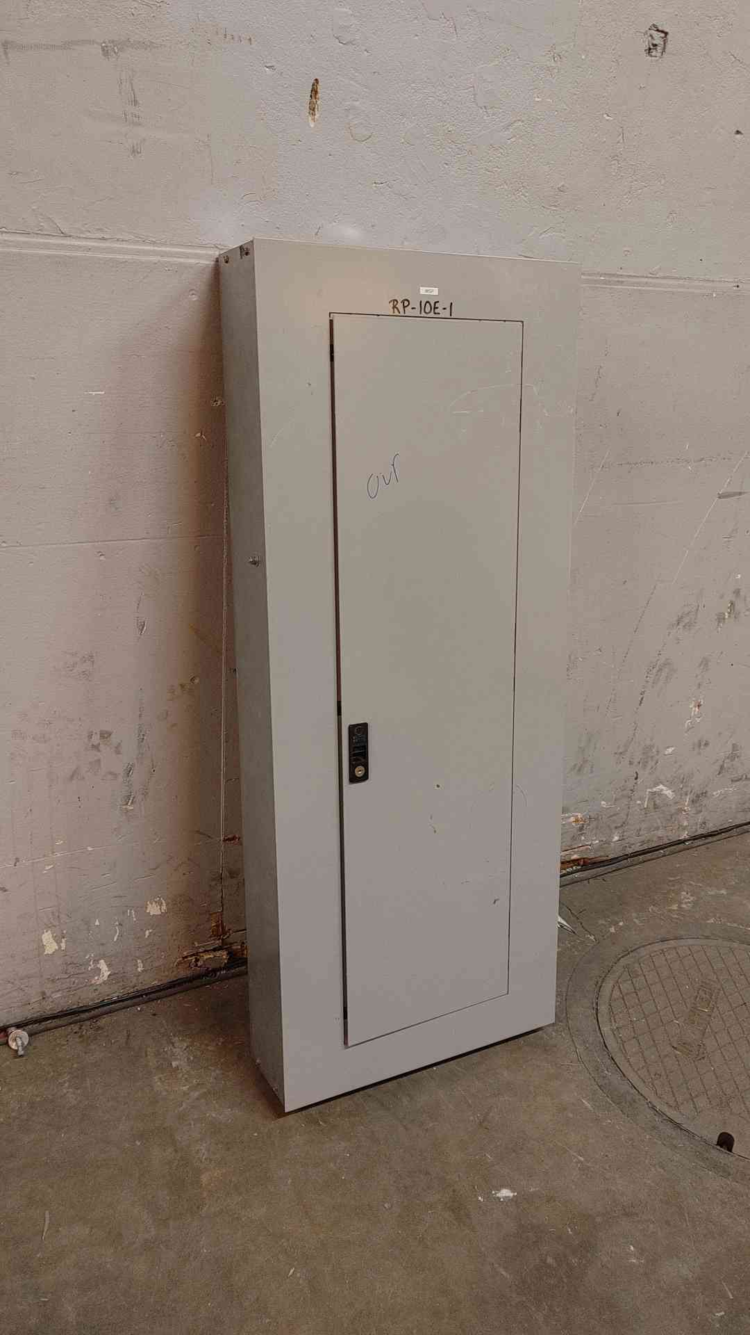 GE A Series Panelboard 225A 208Y/120V 3PH 4W AF49S w/ Main