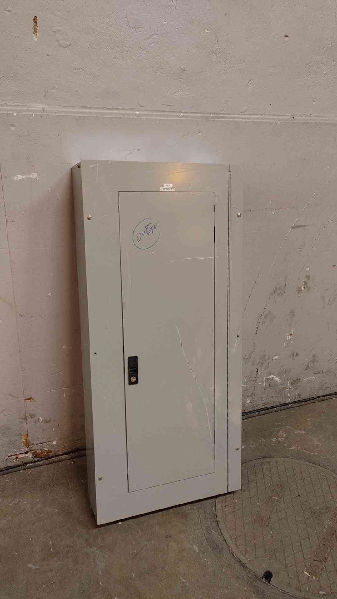 GE A Series 2 Panelboard 225A 208Y/120V 3PH 4W AXB7 w/ Main