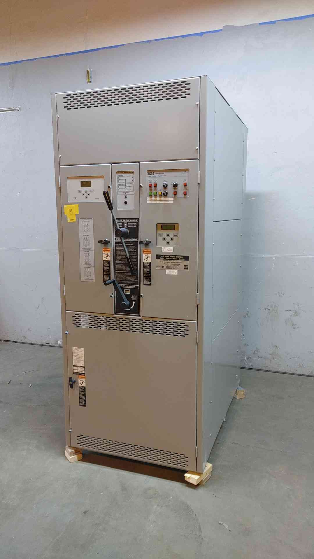 2000A 208V ASCO 7000 Series Transfer & Bypass ATS G7ADTBB32000C5XC Emerson