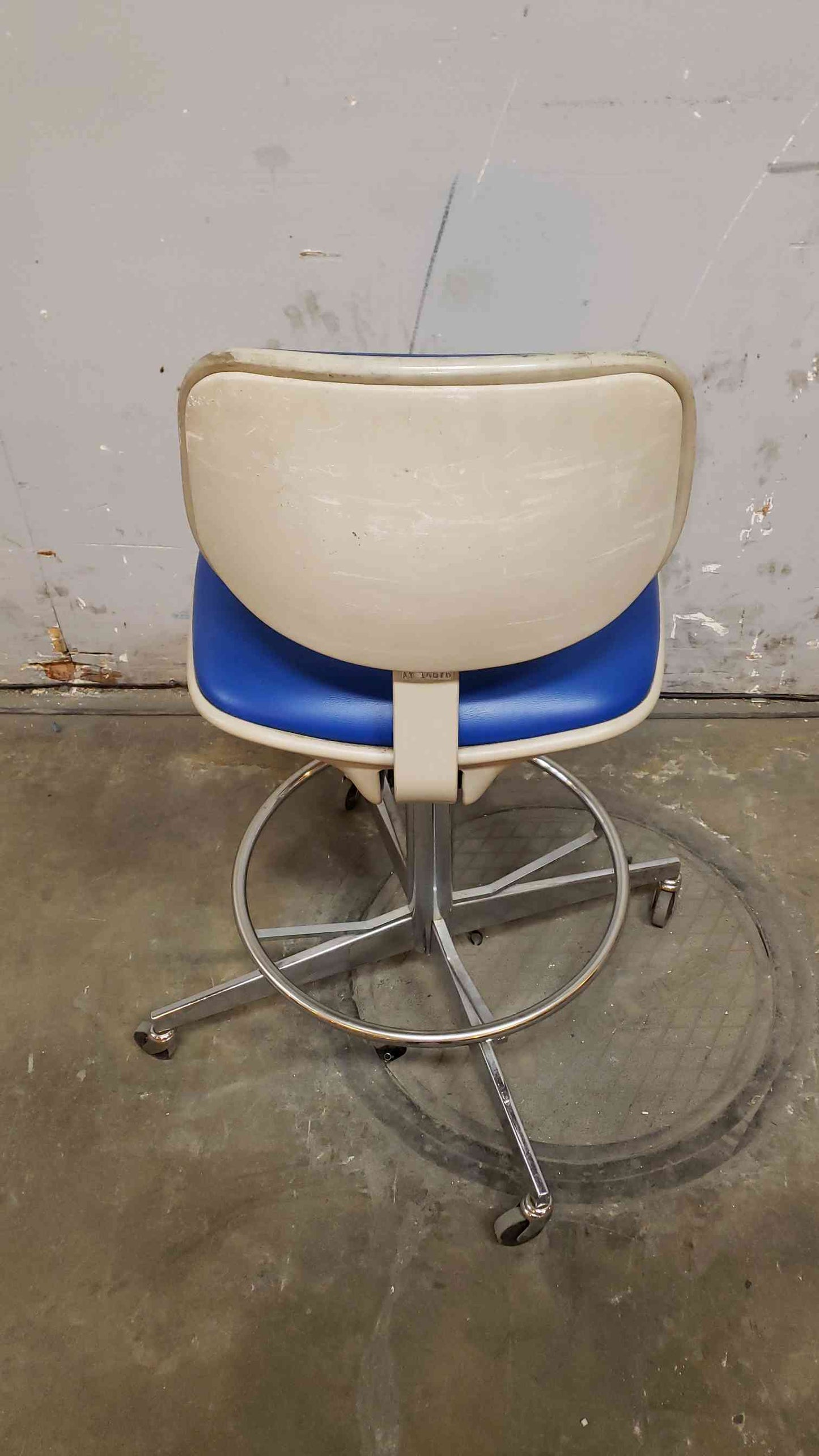Steelcase Blue Rolling Chair (SKU: 107987)