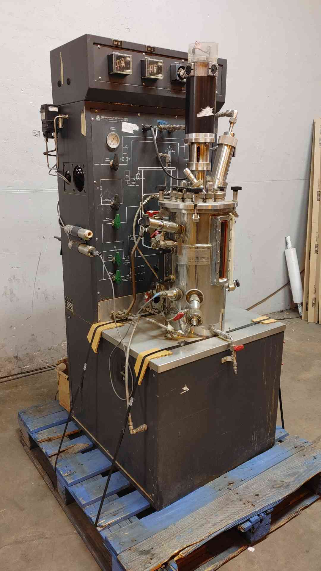 New Brunswick Scientific Lab Fermenter 15L 1PH 220V 12A 15L.MICROS (108061)