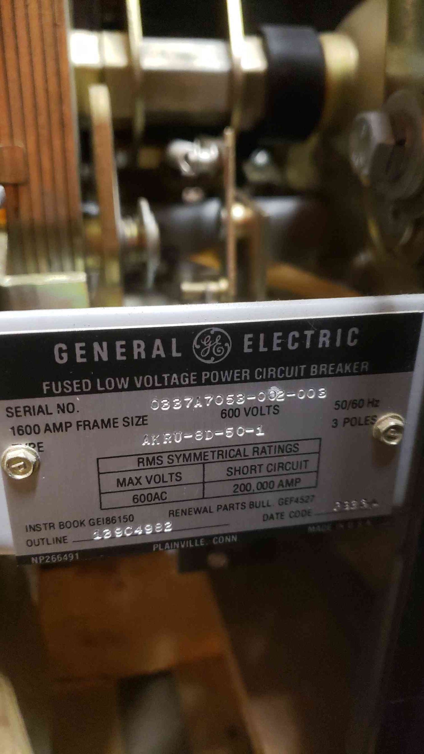 GE AKD 1600A Fused Low Voltage Breaker AKRU-8D-60-1 (SKU: 108234)