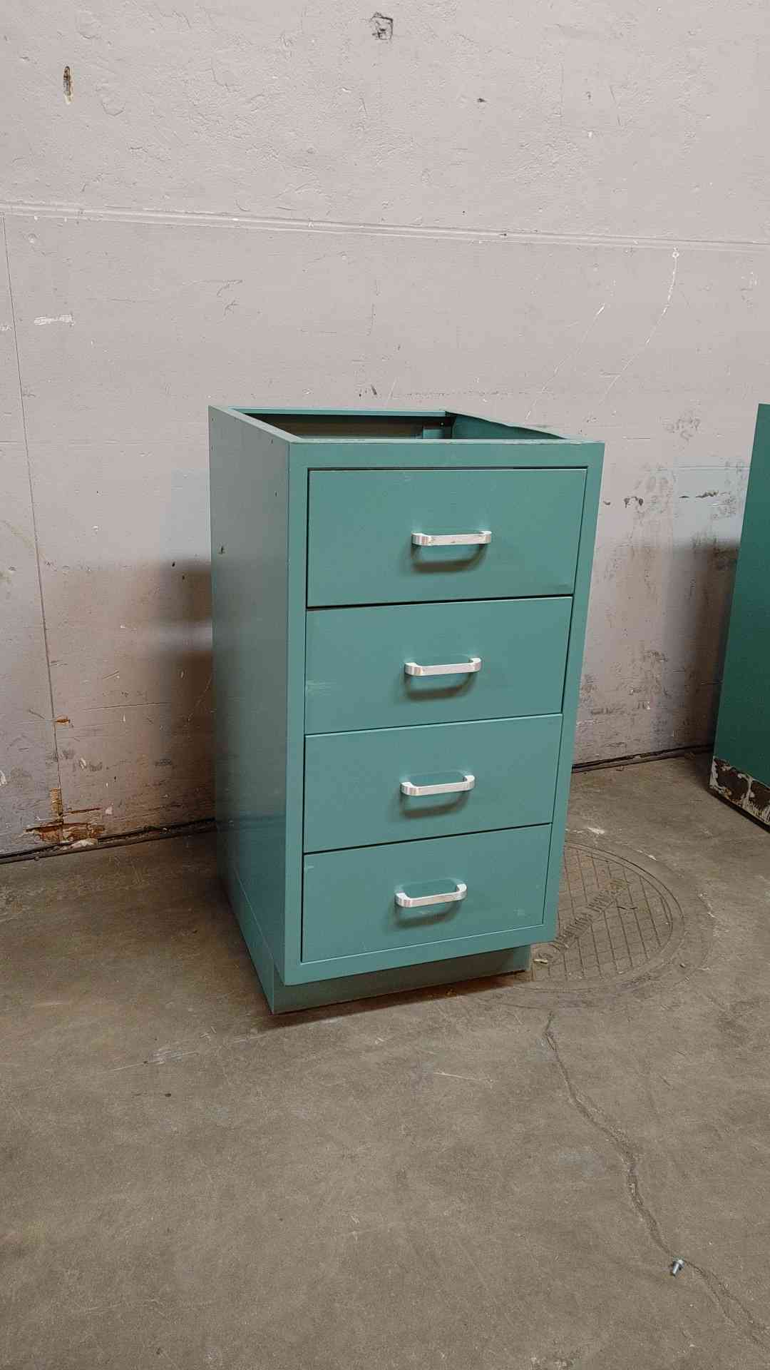 18' Duralab Drawers Only Casework (108292)