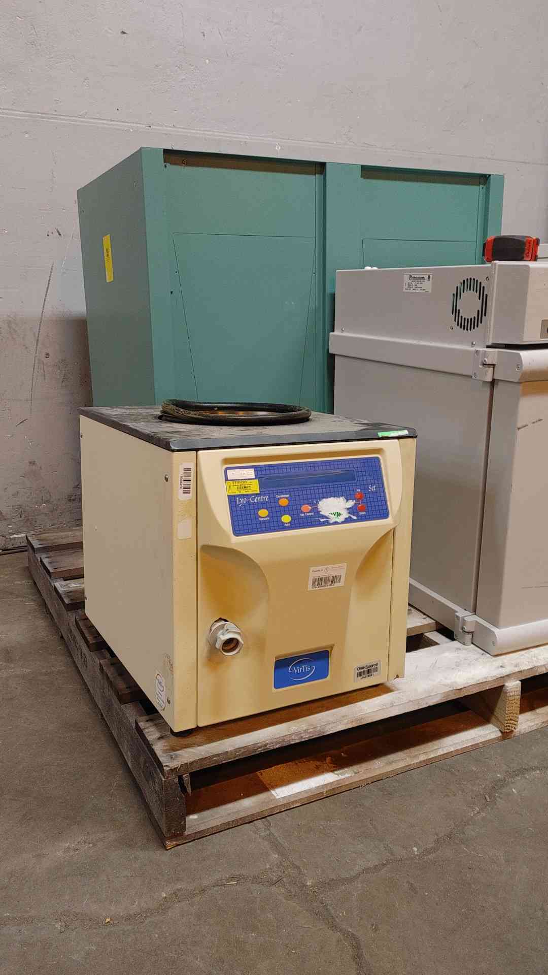 VirTis Lyo-Centre 100/115V 1PH 20A 3.5L DBT ZL-105 Lyphilizer (108352)