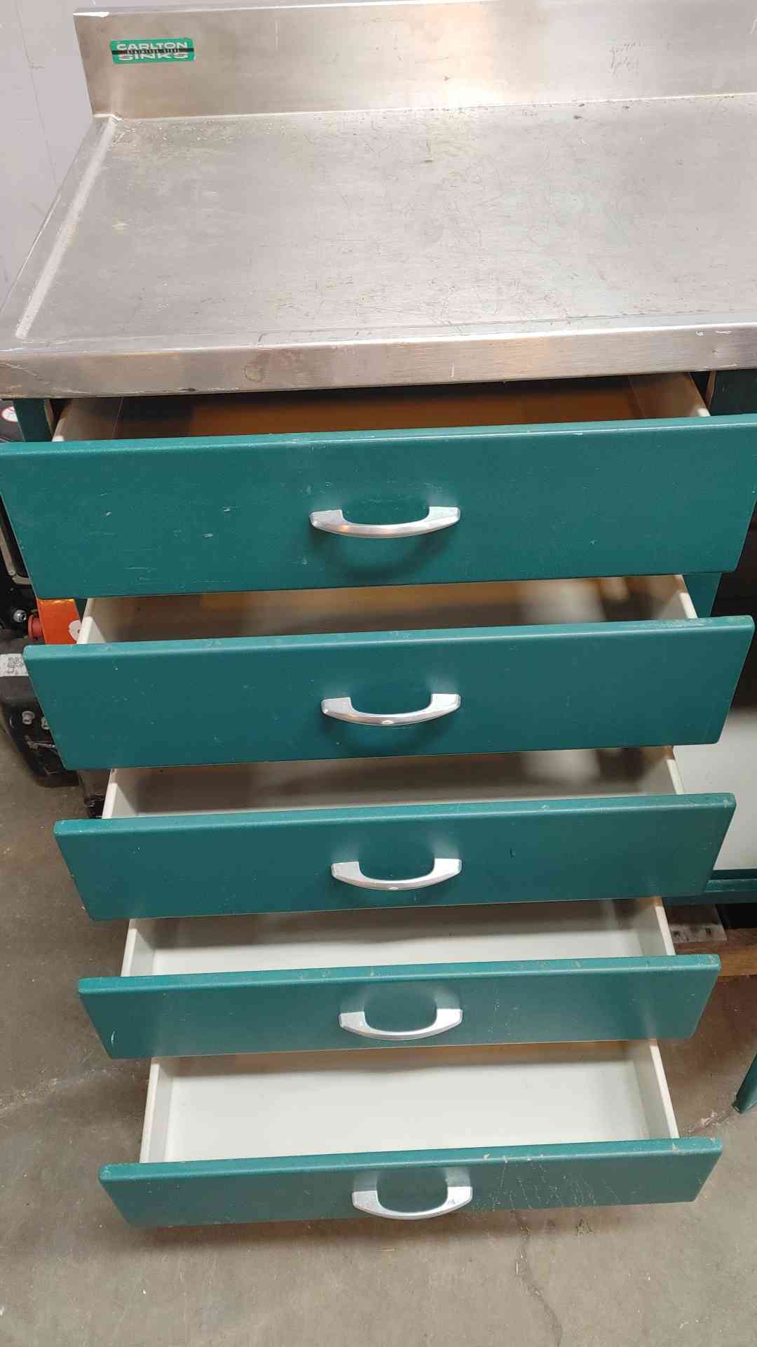 4' Carlton Sinks Stainless Casework (108692)