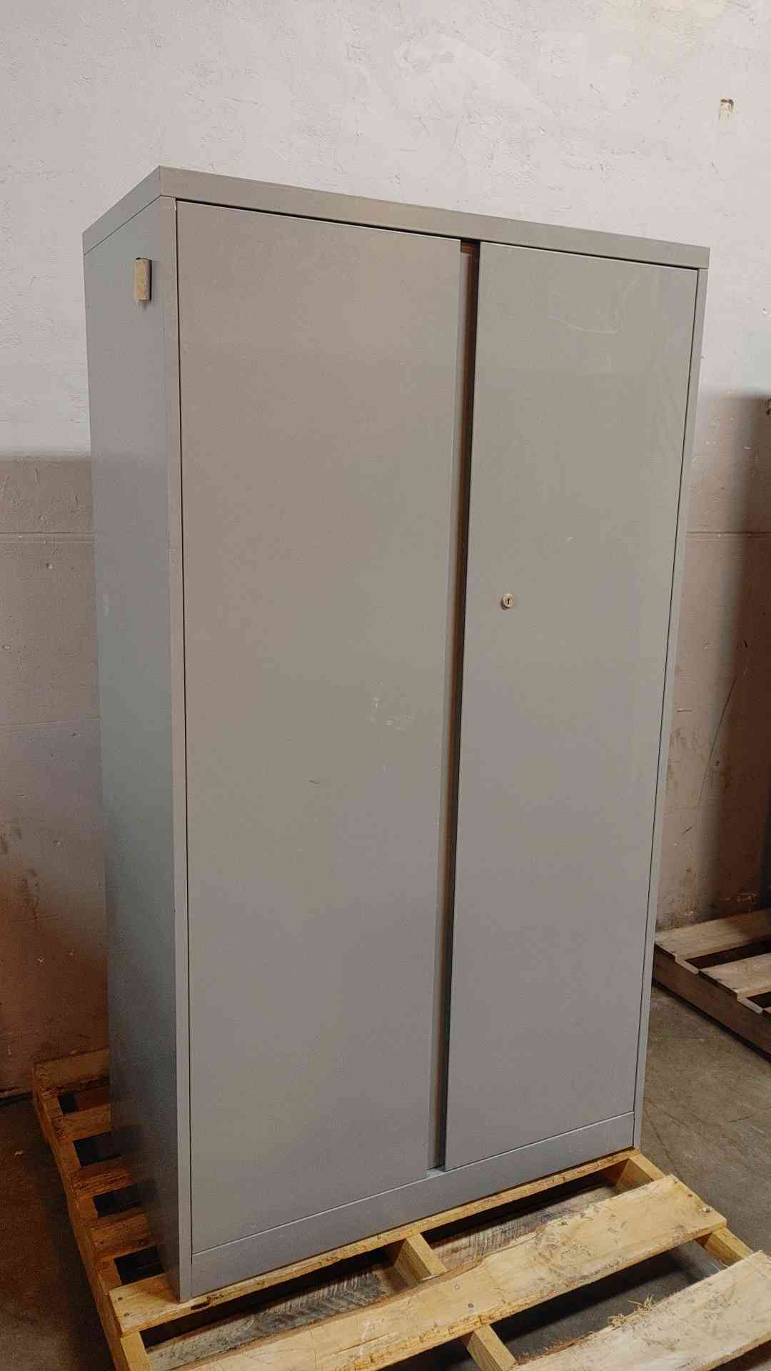 3' Metal Storage Locker Cabinet (108769)