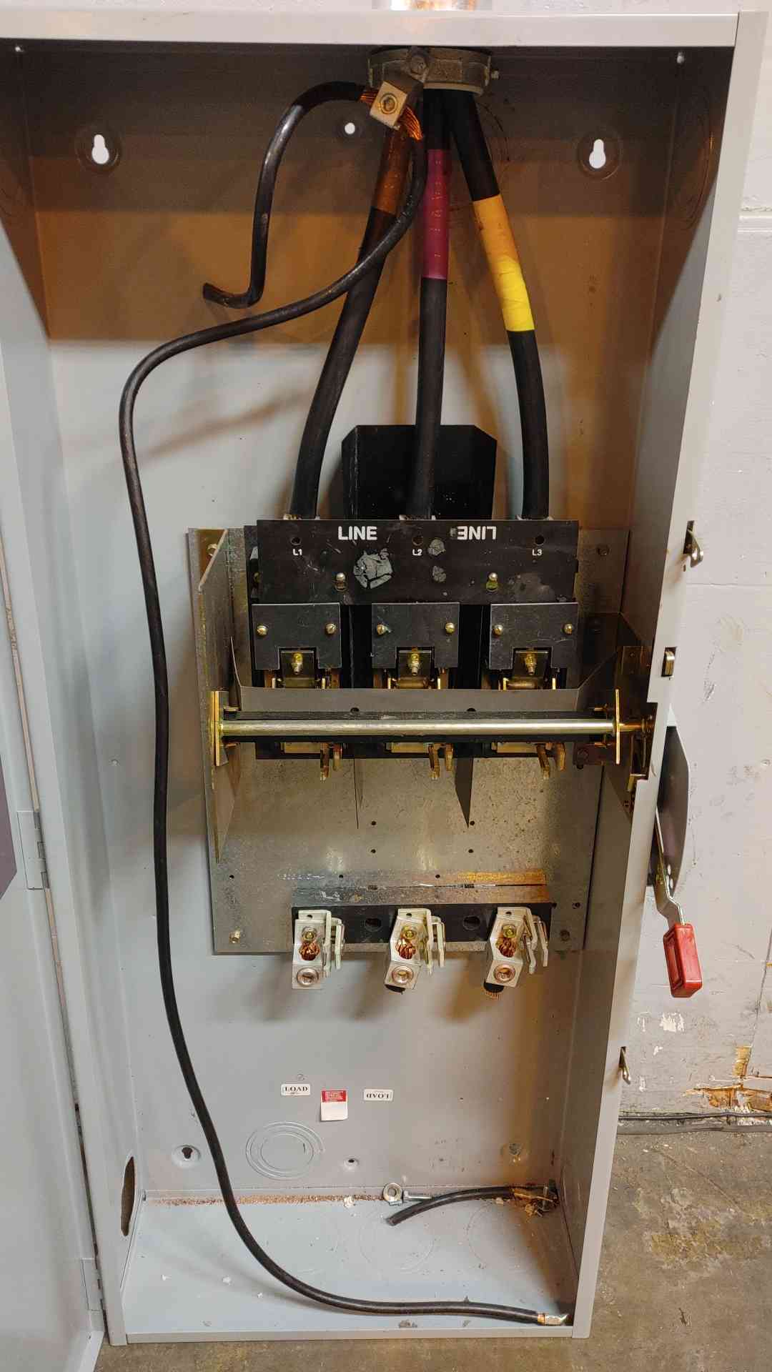 GE Safety Switch 400 Amp 600 VAC NP1578002B (108944)