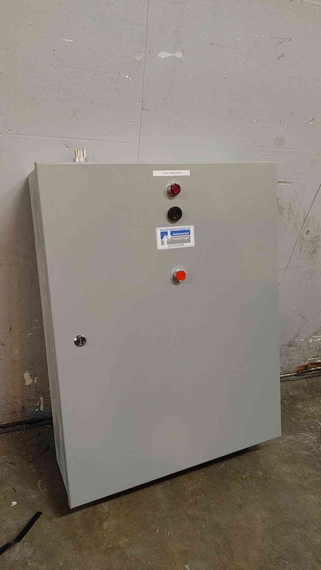 Hoffman control panel W Schneider Electric Andover Continuum i2920-D Terminal Controller