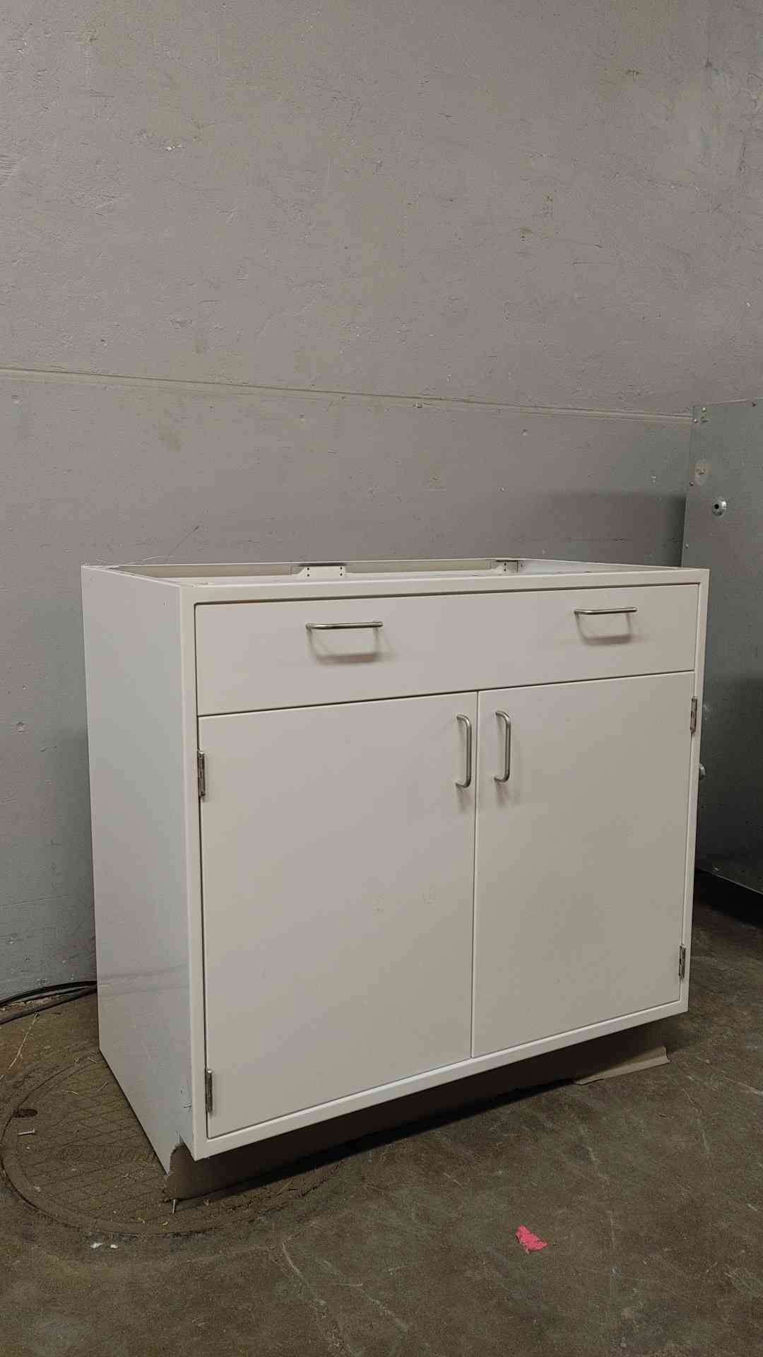 3' Jamestown Mixed Casework (109223)