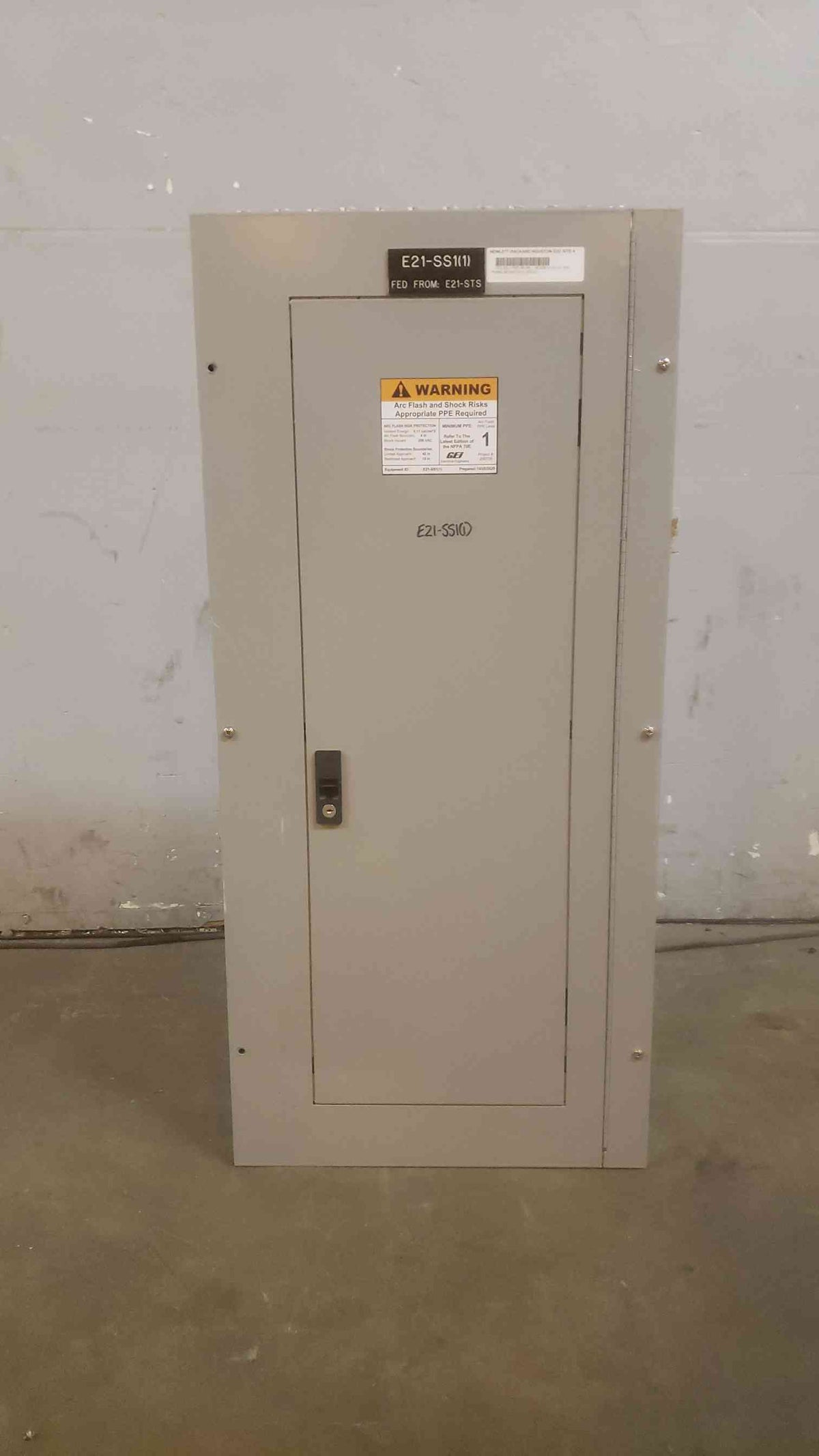 GE  3PH 4W A-Series Panelboard AF43SD w Main(SKU: 110374)