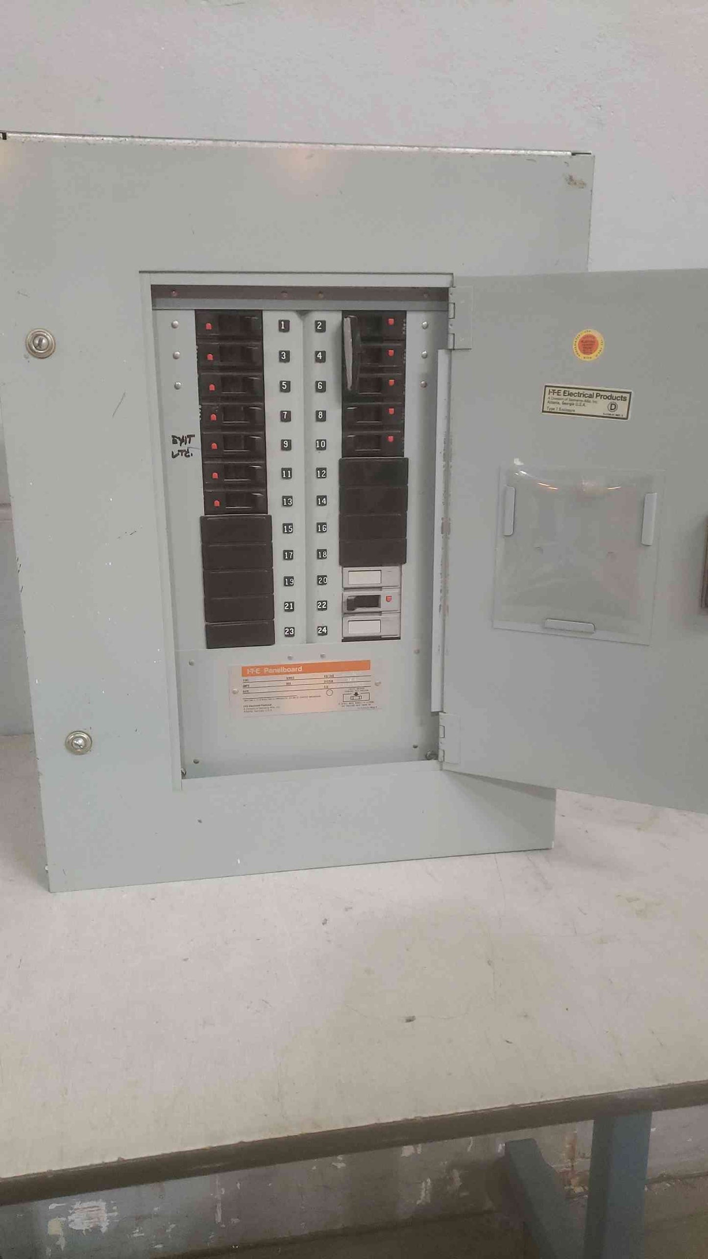 I-T-E CDP 277/480V 100A 4W PANELBOARD (SKU: 110576)
