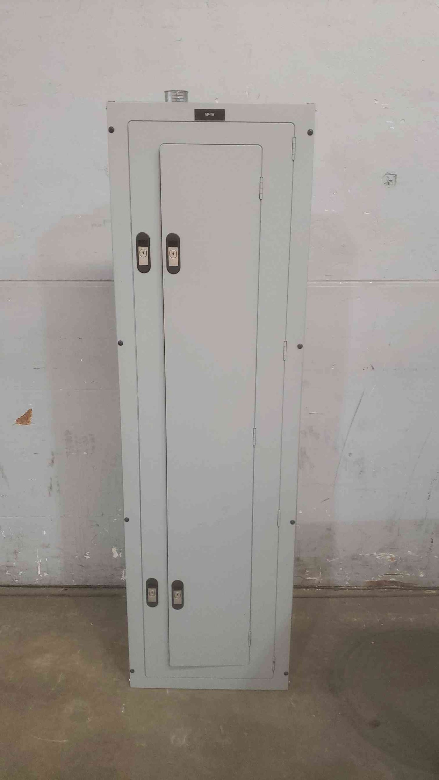Siemens P1 400A 480Y/277V 3PH 4W Panelboard Tin-Plated Bus Loaded w/ 2 Large Mains
